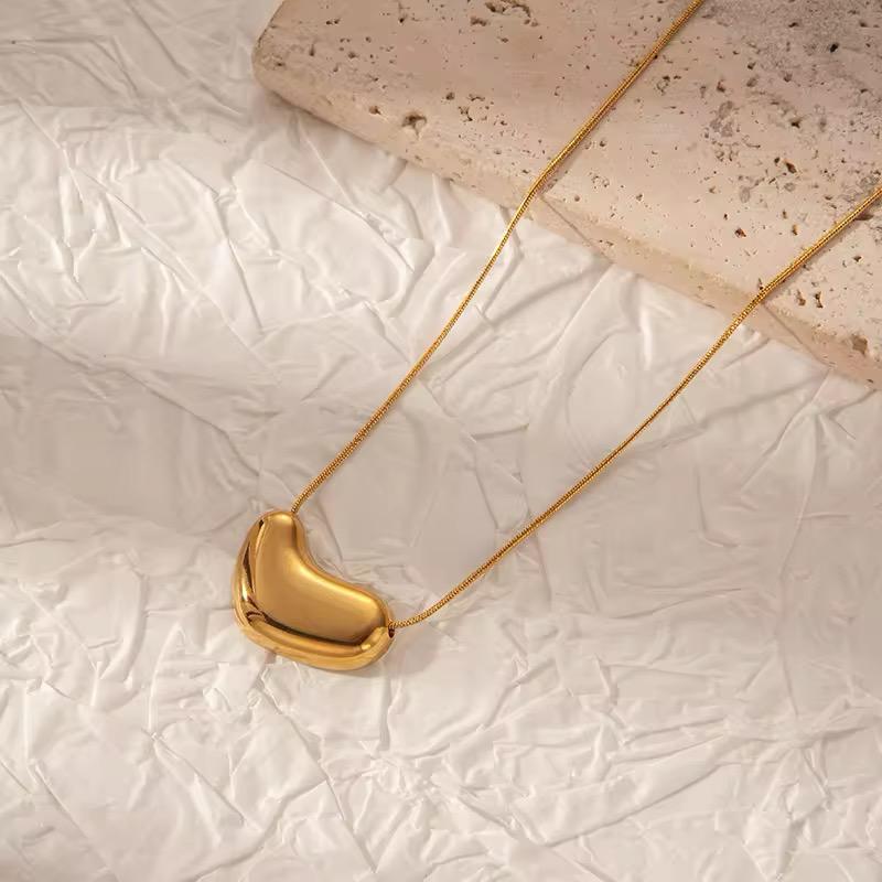 18K Gold Plated Snake Chain Heart Pendant Necklace