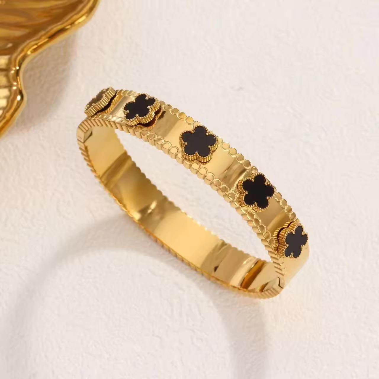 18K Gold Plated Clover Five-leaf Bangles Bracelet